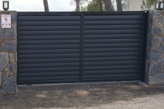Puerta corredera aluminio soldado lama Avion150
