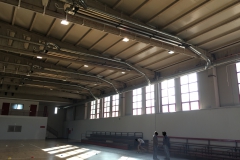 Interior de polideportivo mont rog